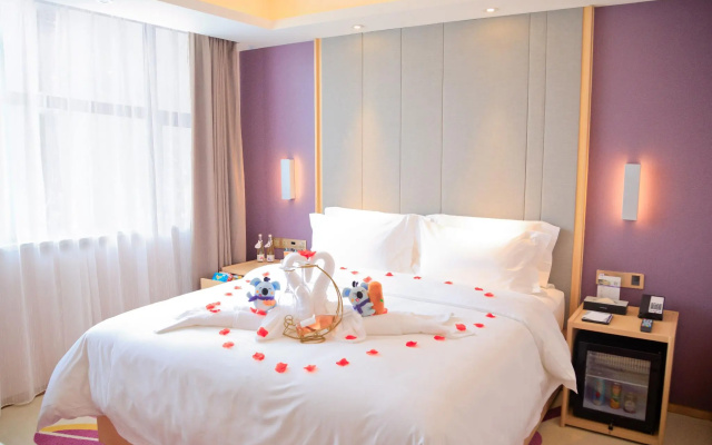 Lavande Hotel Shenzhen Shajing Houting Metro Station – Guest Rooms – Shenzhen
