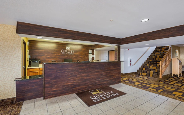 Quality Inn & Suites