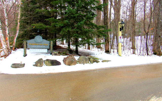 Tremblant les Eaux by Les Suites