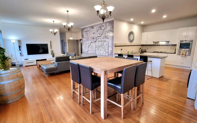 Westend House Healesville