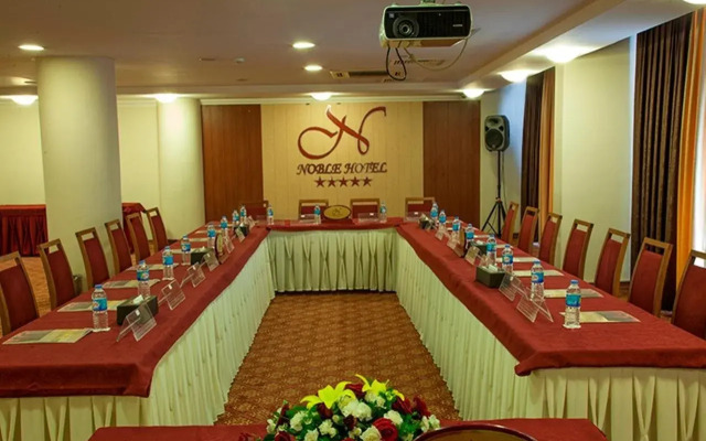 Noble Hotel