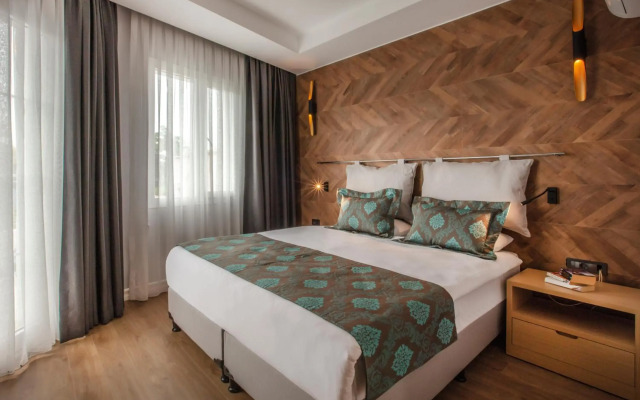 Eliada Hotel