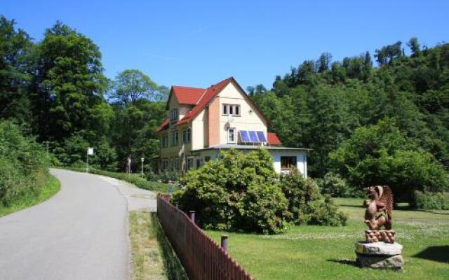 Pension Waldfrieden