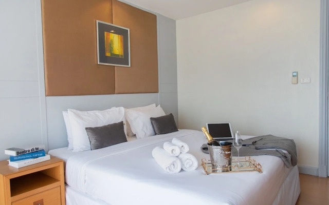 Antique Palace Apartment