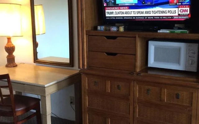 Connell Inn and Suites