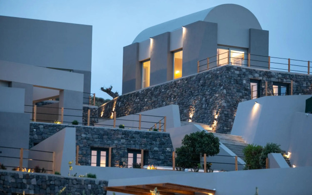 Melidonia Suites
