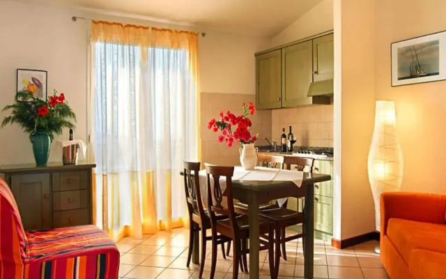 5-guest Apartment in Imperian Olive Grove