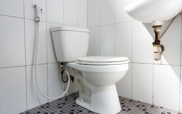 RedDoorz Plus near Mall Ciputra Semarang