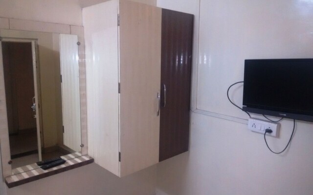 Hotel Aradhana Lodging