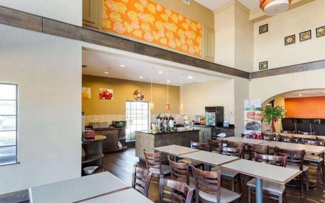 Townhouse Houston North Freeway