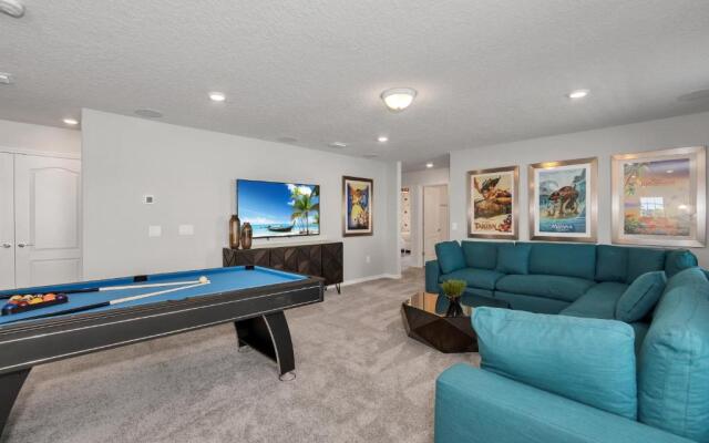 Private Pool Villa W/pool Table, On-site Waterpark