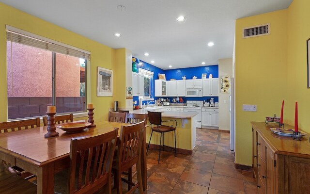 Stylish Southwest 2 BR by Casago