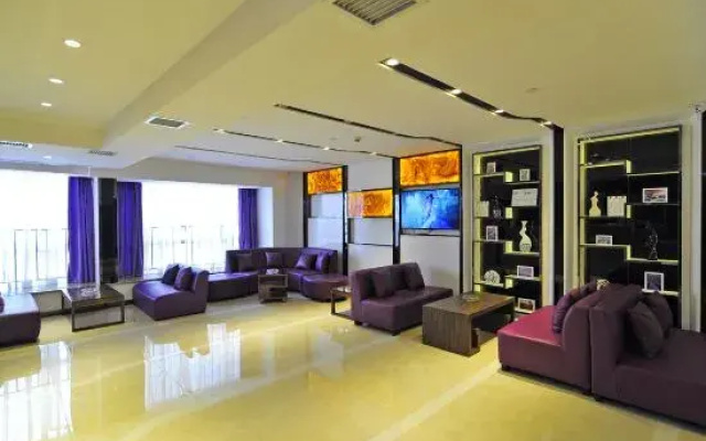 Lifeng Hotel (Guiyang Huaguoyuan Fortune plaza)