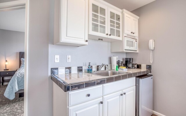 Nantucket Inn 2 3 Combo