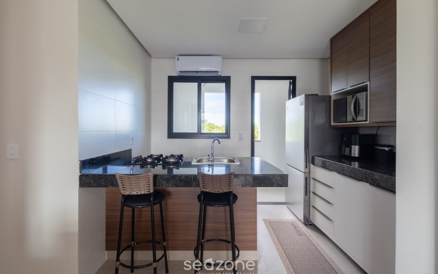 Modern Apartment in a Condo With Pool Rnm0015