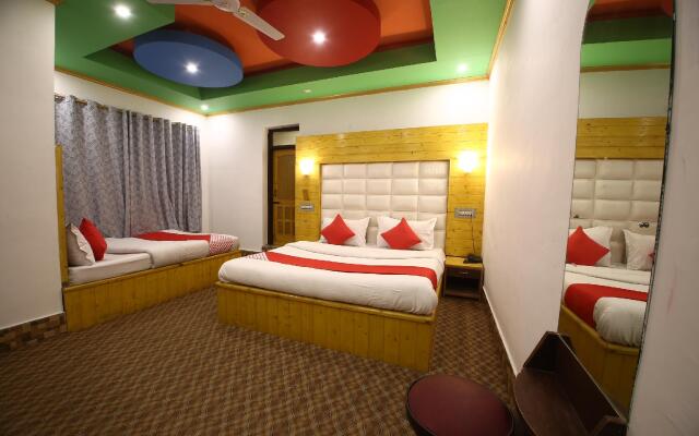 OYO 37706 Hotel Grand Inn