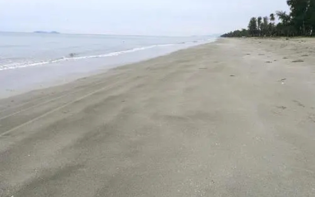 Ala Beach Lodge