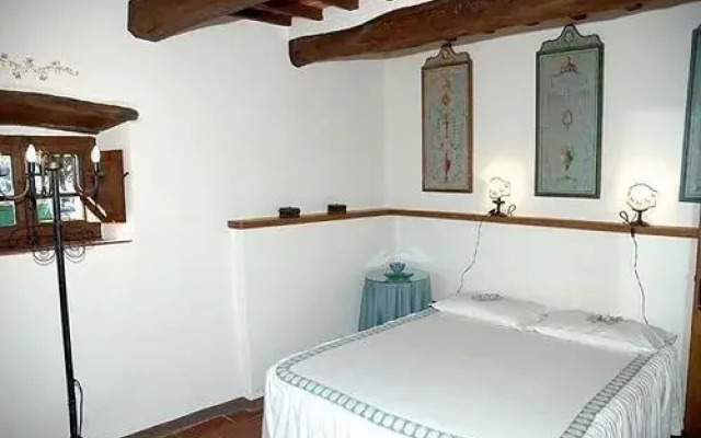 Borgo Elena