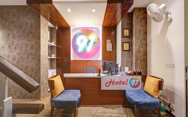 Hotel 91 Golf Course Road
