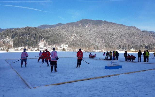 Mountain peaks Apartment with Sauna