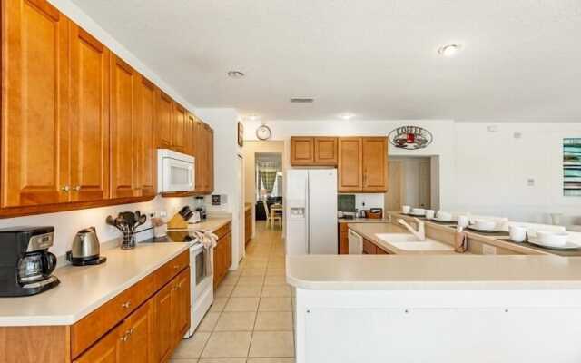 Lakeside Landing 6 Bedrooms