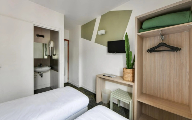 Louisa Hotel