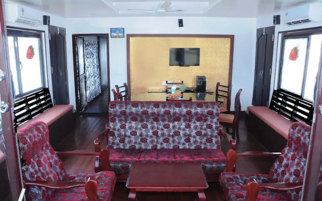 Kerala Houseboats