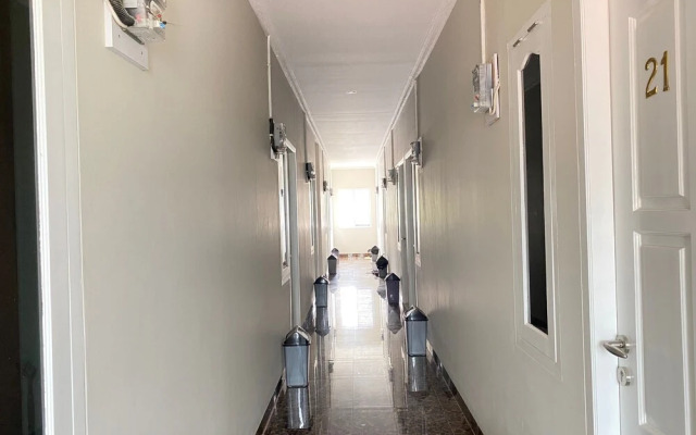 Guesthouse Putri Griya Fikarda by ZUZU