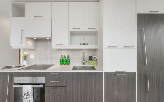 Stallion Suites - Entertainment District