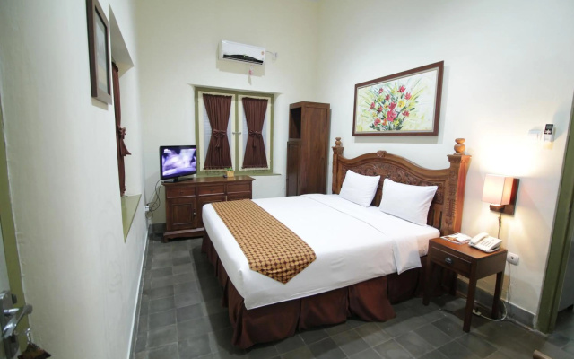 The Kresna Hotel – Guest Rooms – Yogyakarta