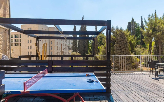 Private House 5 BDR In Mamilla up to 12 People !