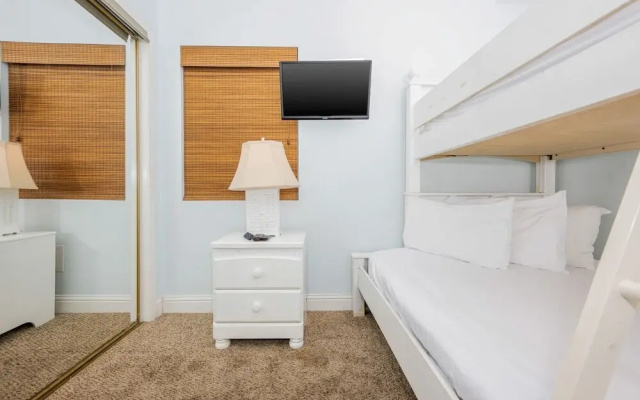 Lighthouse 215 3 Bedroom Condo