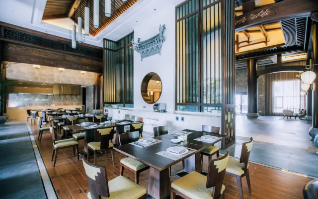 Xinhualian Lv Xin Gu Hotel
