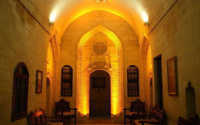 Erdoba Evleri Asur Pansiyonu