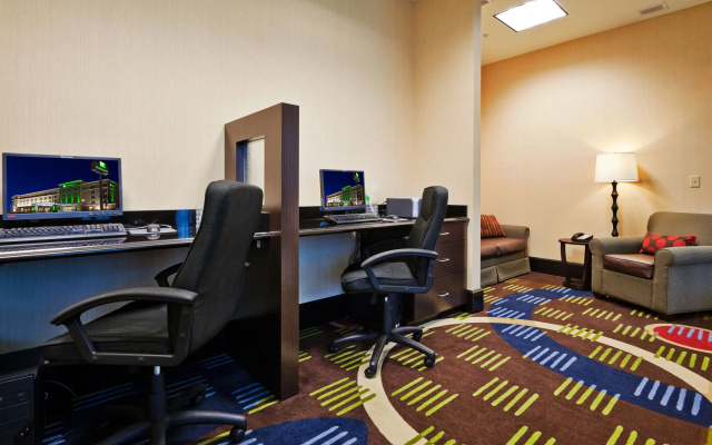 Holiday Inn Hotel & Suites Waco Northwest by IHG
