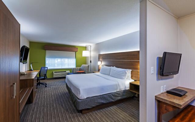 Holiday Inn Express & Suites Tulsa S Broken Arrow Hwy 51, an IHG Hotel