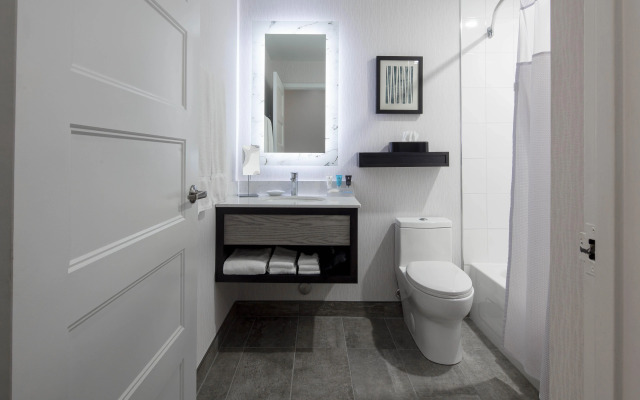 Crowne Plaza Moncton-Downtown by IHG