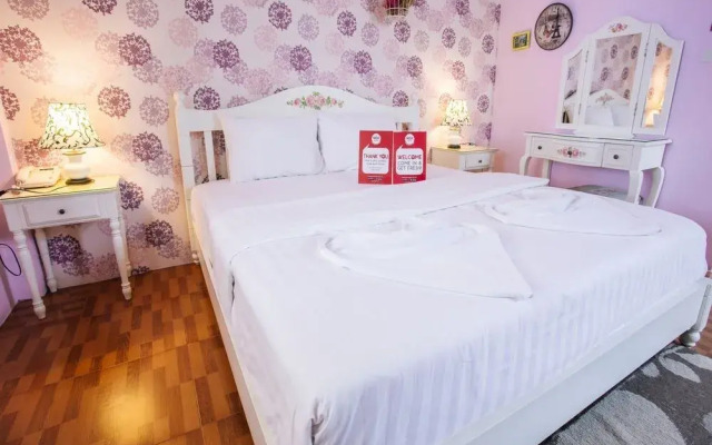 Nida Rooms Chonkasem 110 Submarine