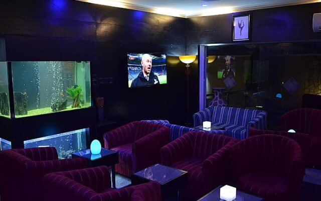 Extended Stay Grand Hotel