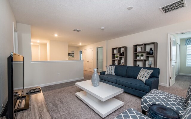 1671 Moonvalley Drive