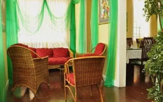 Inn at 87