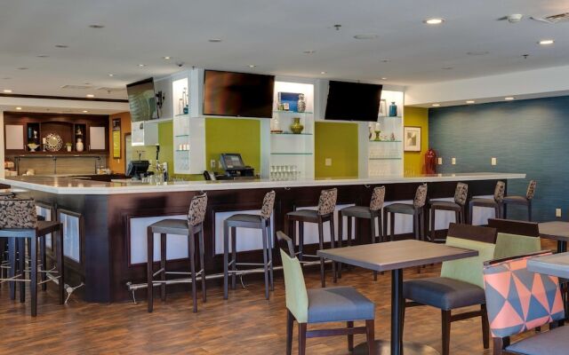 Hilton Garden Inn South Bend