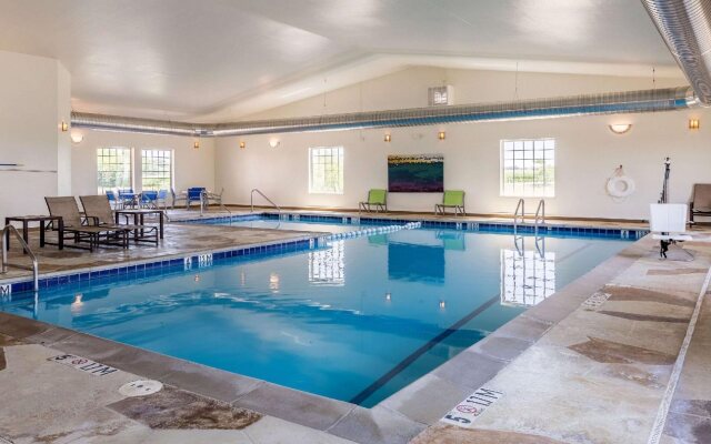 Comfort Suites Burlington