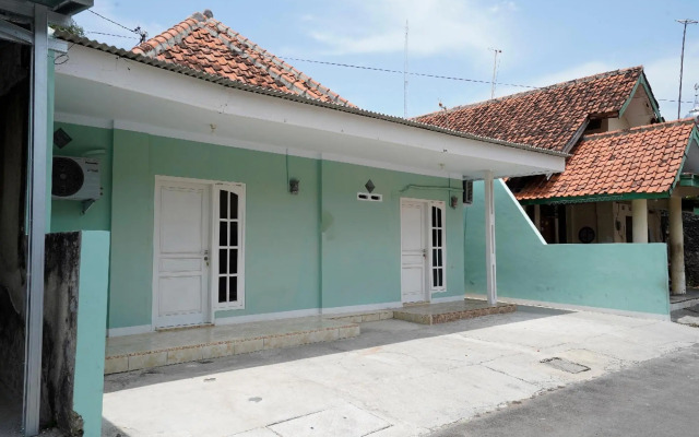 OYO 91389 Anggrek Residence Syariah
