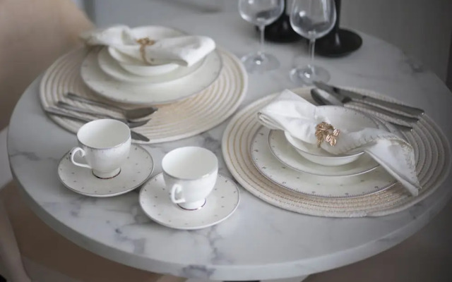 Modern 1BR in Business Bay