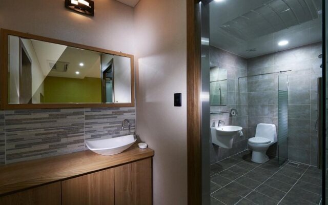 Benikea Central Hotel