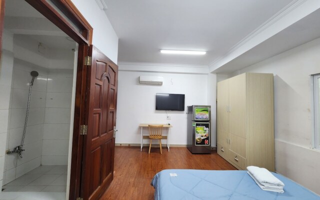 LaLaHouse Riverside Residence