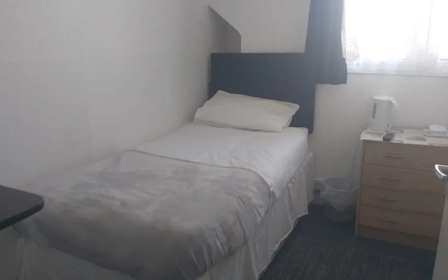 OYO Tudor Lodge - Redcar Beach