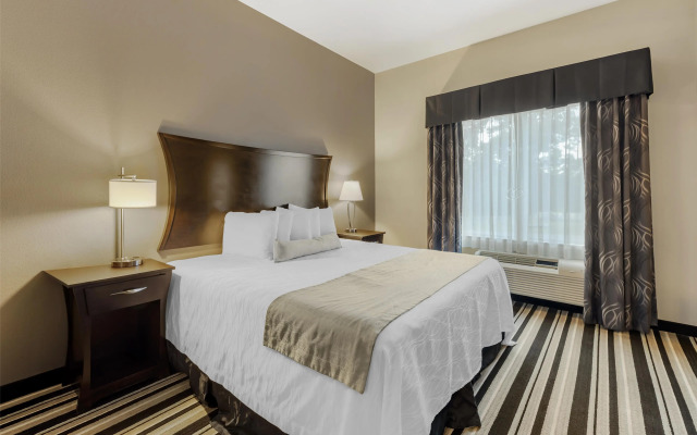 Best Western Plus Sand Bass Inn & Suites