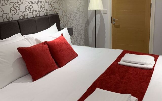 RiiS Apartments Camberley
